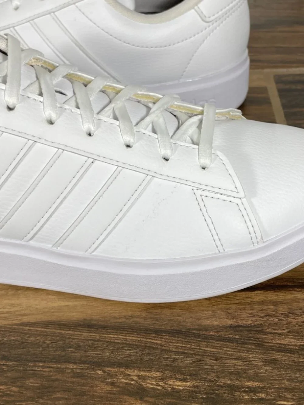 adidas Grand Court 2.0 Shoes Womens Size 9 White Faux Leather Casual Sneaker